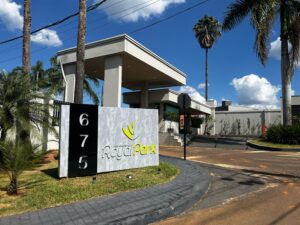Entrada Royal Park (2)