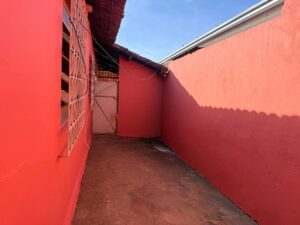 Lateral dos fundos